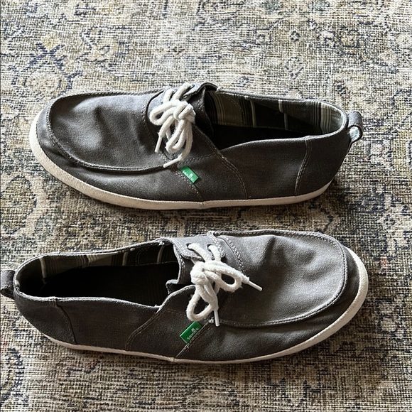 Sanuk Men's Gray Casual Shoes - Picture 5 of 7